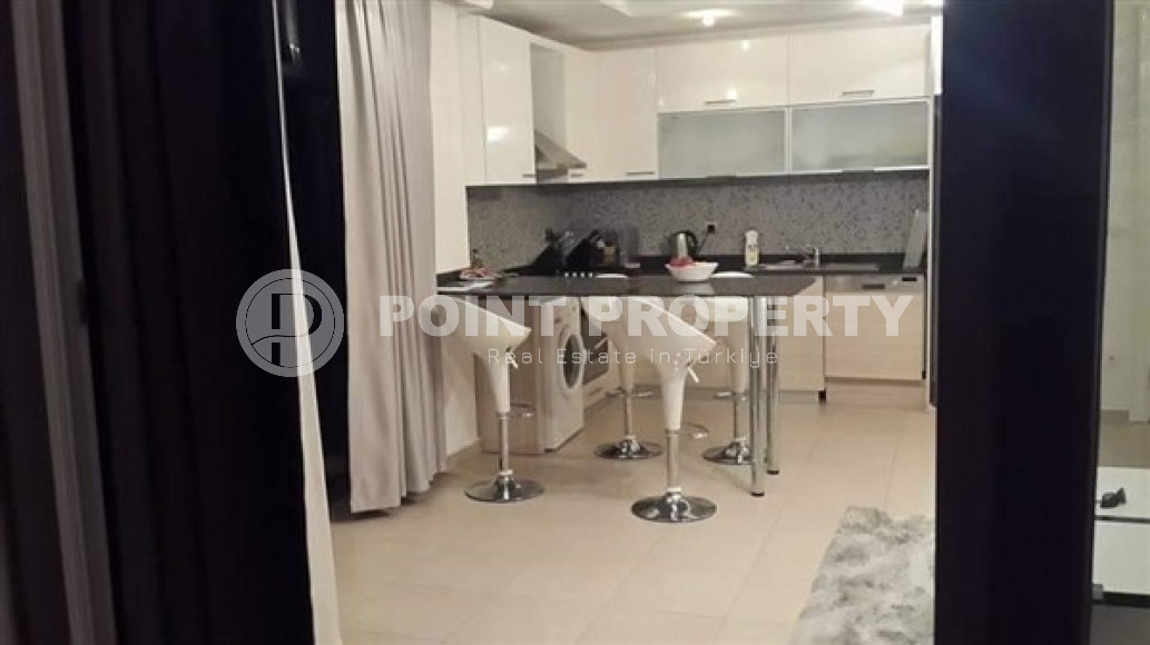 Апартаменты 1+1, общей площадью 70 м2, 900 метрах от пляжа и набережной.-id-3968-фото-3