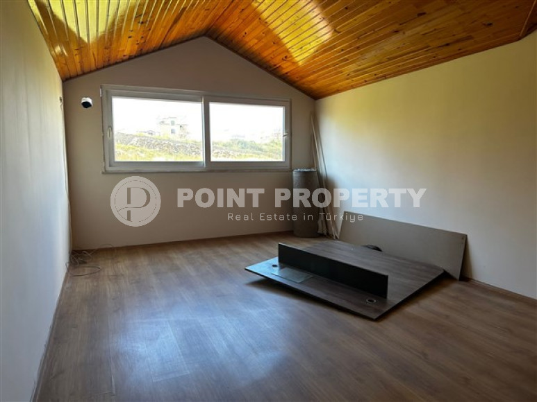 Вместительный шестикомнатный пентхаус 280 м2, центр Аланьи. Продается без мебели.-id-3971-фото-6