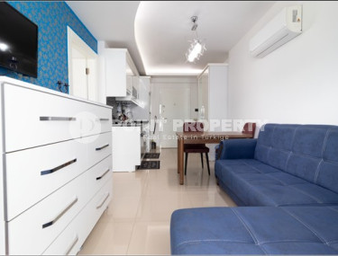 Comfortable inexpensive 1+1 apartment 50 m2 within walking distance from the sea, Mahmutlar-id-3973-photo-3