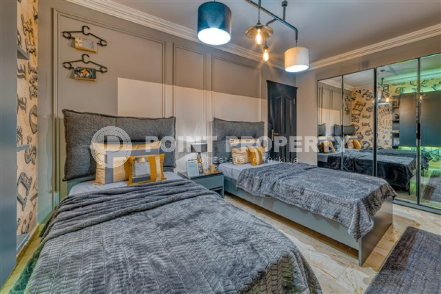 Charming five-room villa 280 m2 with furniture and designer interior, Kargicak district-id-3975-photo-20