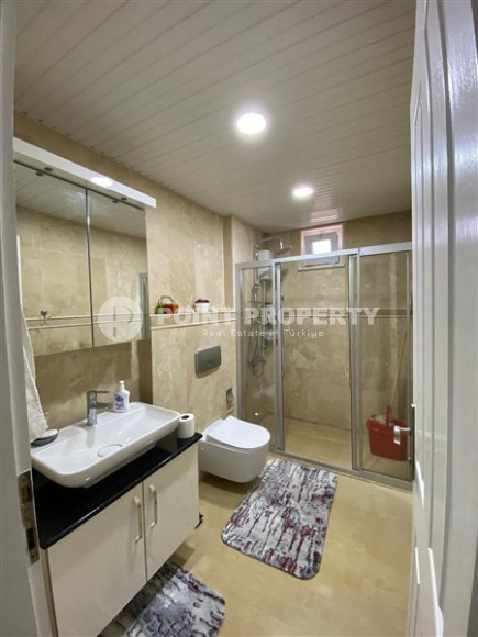 Современный просторный дуплекс 4+1 на 4-м этаже с мансардой с панорамным видом на город и Торосские горы.-id-3983-фото-11