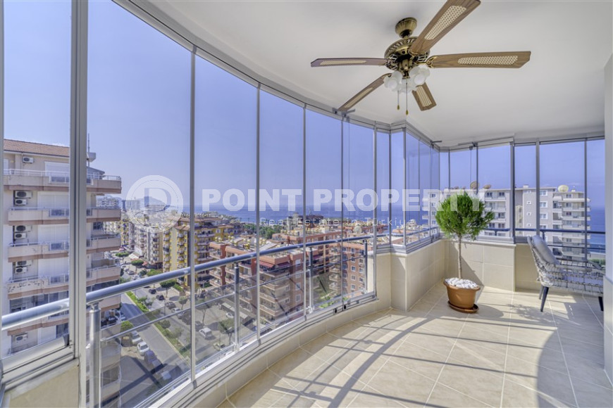 Spacious penthouse with 4+1 layout, 280 m2, from the owner in Mahmutlar, 150 m from the sea-id-1332-photo-34