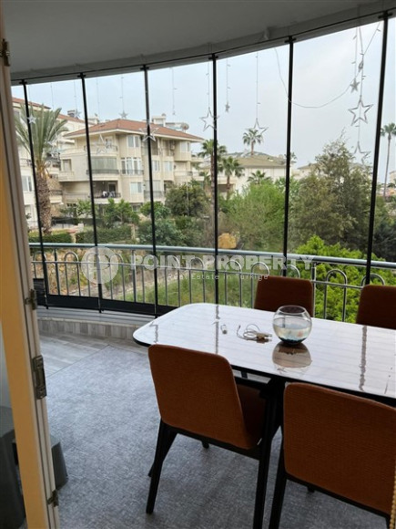 Трёхкомнатная квартира 110 м2 с мебелью и двумя оборудованными балконами  район Джикджилли-id-3991-фото-4