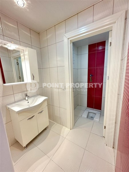 Beautiful apartment with an area of 100 m2 located 300 meters from the sea in the Tosmur area-id-3992-photo-8