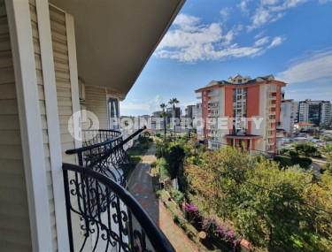 Comfortable 3+1 penthouse with an area of 200 m2 and two viewing balconies, Cikcilli district-id-3993-photo-4