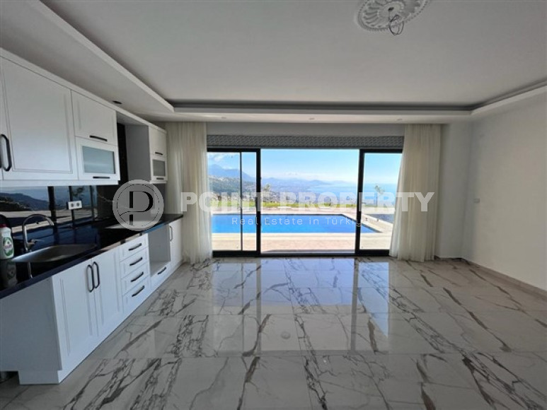 New exquisite five-room villa 280 m2 in Alanya, Tepe-id-3998-photo-1