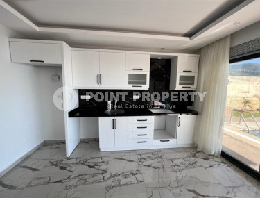 Новая изысканная пятикомнатная вилла 280 м2 в районе Аланьи, Тепе-id-3998-фото-2