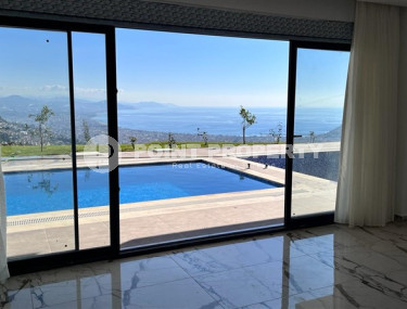 Новая изысканная пятикомнатная вилла 280 м2 в районе Аланьи, Тепе-id-3998-фото-3