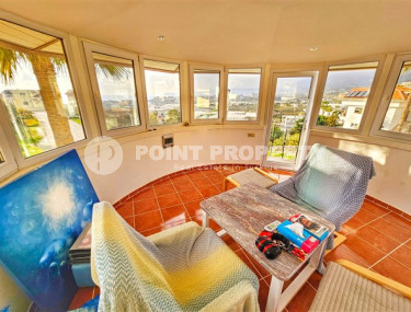 Готовая к проживанию четырёхкомнатная вилла 200 м2 на удалении от моря, Каргыджак-id-4000-фото-5