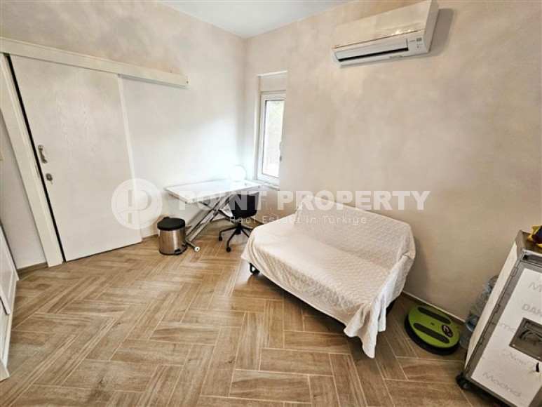 Ready-to-move four-room villa 200 m2 away from the sea, Kargicak-id-4000-photo-10