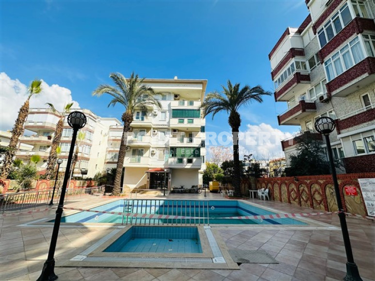 Светлая меблированная квартира 2+1 в 150 метрах от пляжа в центре популярного района Аланьи Оба.-id-4001-фото-13