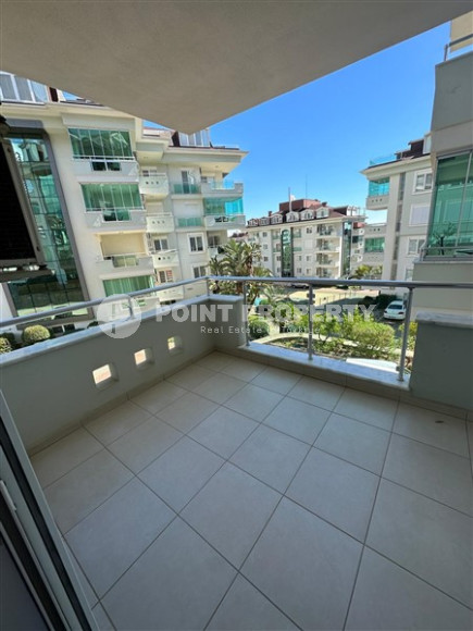 Современные апартаменты 2+1, общей площадью 120 м2, в 15-ти минутах ходьбы от моря.-id-4002-фото-10