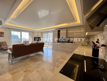 Большая двухкомнатная квартира, общей площадью 125 м2, на 8-м этаже с панорамным видом на город и море.-id-4005-фото-3