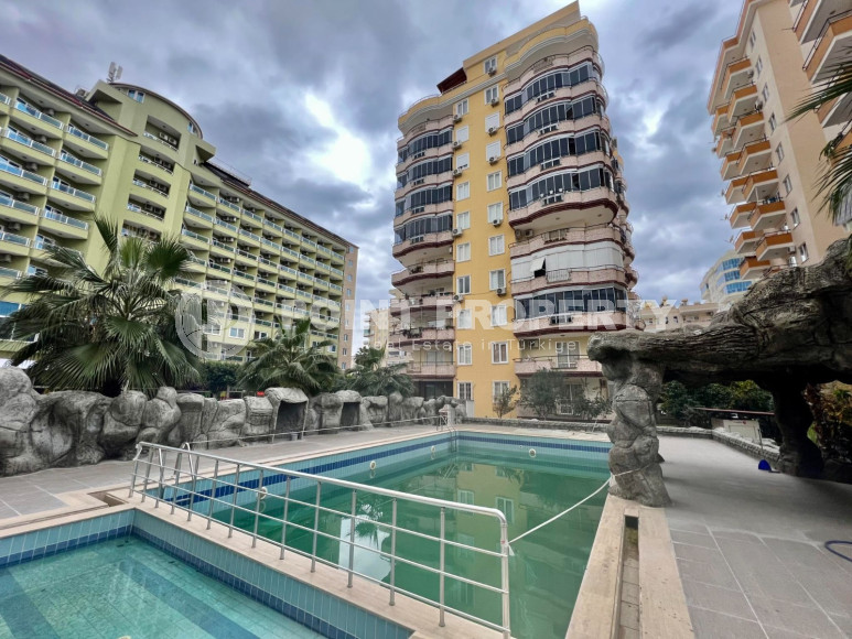 Большая двухкомнатная квартира, общей площадью 125 м2, на 8-м этаже с панорамным видом на город и море.-id-4005-фото-17