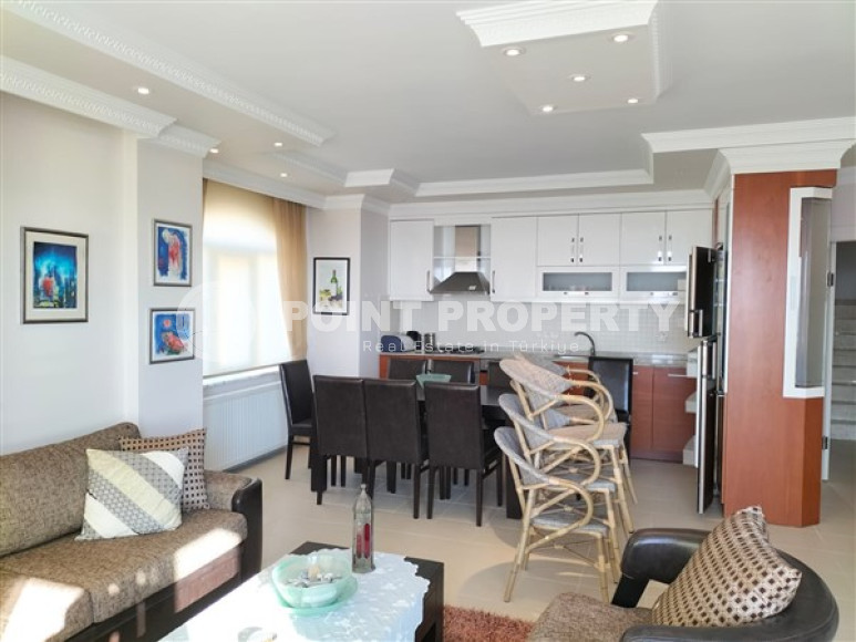 Large duplex on the 4th floor with attic with luxurious panoramic sea views in the quiet Demirtas area.-id-4007-photo-4