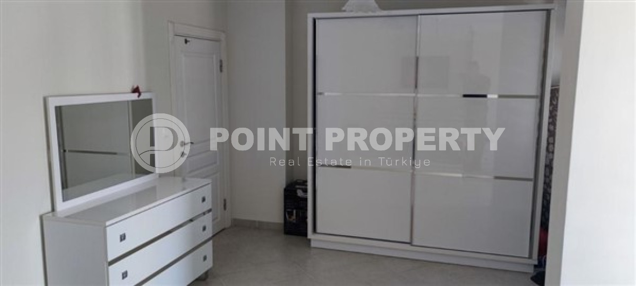 Bright modern duplex 3+1 on the 10th floor with an attic with a gorgeous panoramic view of the mountains.-id-4009-photo-6