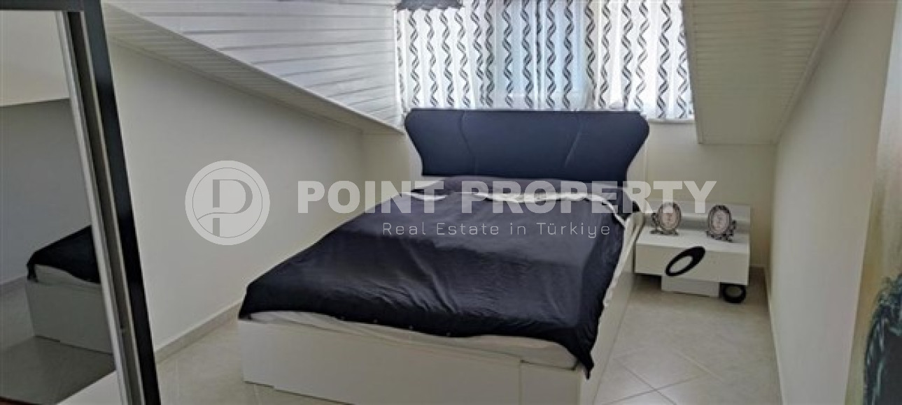 Bright modern duplex 3+1 on the 10th floor with an attic with a gorgeous panoramic view of the mountains.-id-4009-photo-9