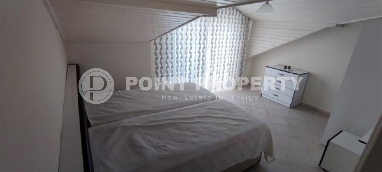 Bright modern duplex 3+1 on the 10th floor with an attic with a gorgeous panoramic view of the mountains.-id-4009-photo-10