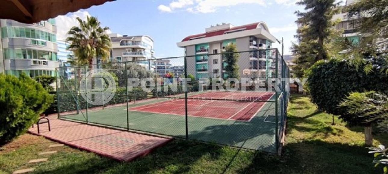 Bright modern duplex 3+1 on the 10th floor with an attic with a gorgeous panoramic view of the mountains.-id-4009-photo-18