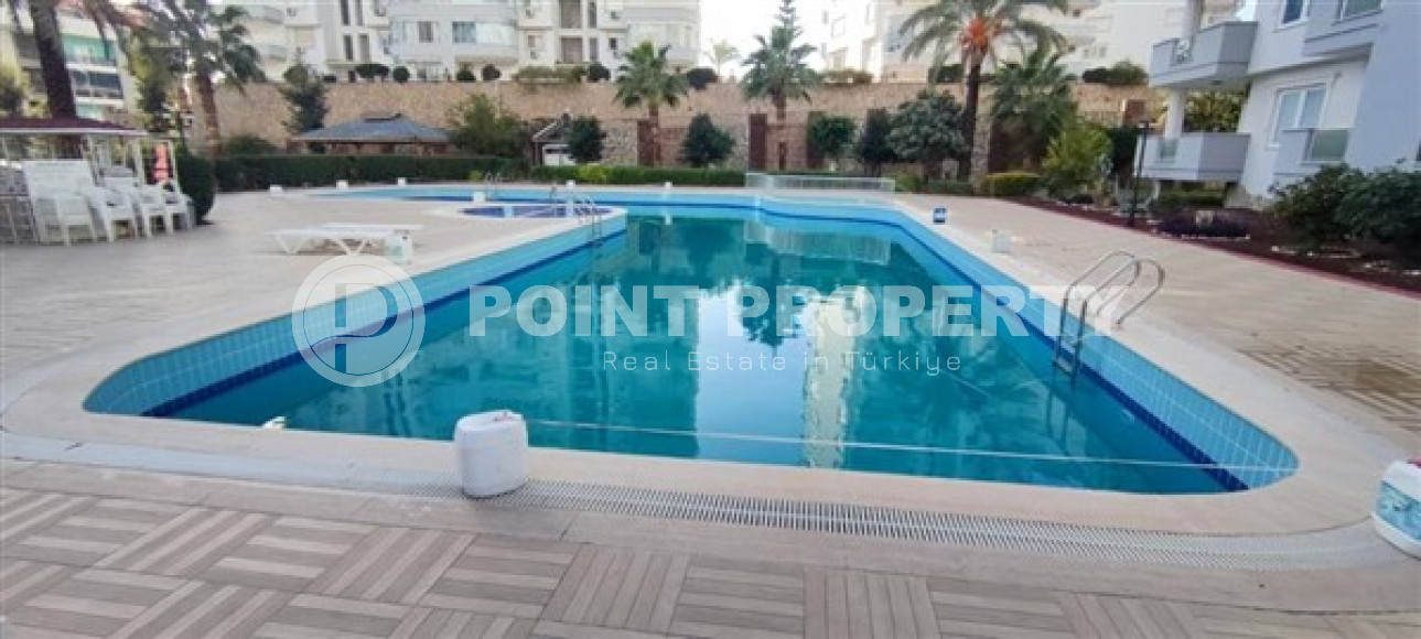 Bright modern duplex 3+1 on the 10th floor with an attic with a gorgeous panoramic view of the mountains.-id-4009-photo-20