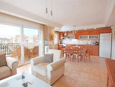 Furnished five-room penthouse of 240 m2 in Oba district-id-4015-photo-1