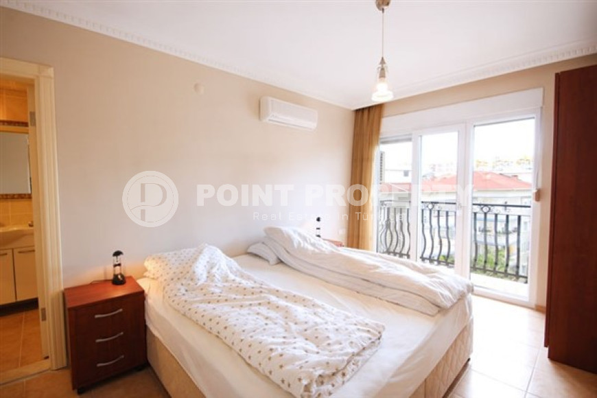 Укомплектованный мебелью пятикомнатный пентхаус 240 м2 в районе Оба-id-4015-фото-15