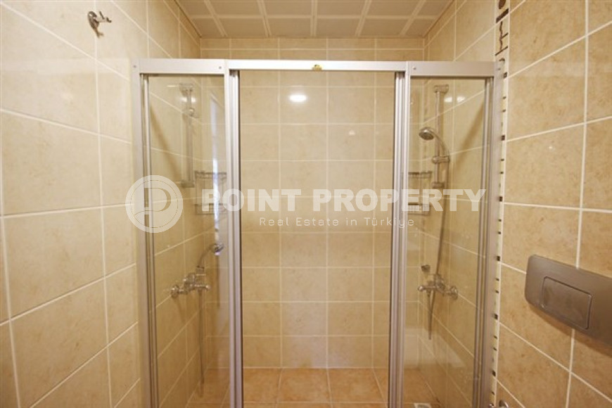 Укомплектованный мебелью пятикомнатный пентхаус 240 м2 в районе Оба-id-4015-фото-19