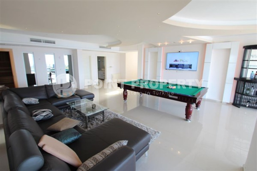 Роскошная вилла общей площадью 369 м2, с бассейном и садом в центральном районе Аланьи - Бекташ.-id-4019-фото-7