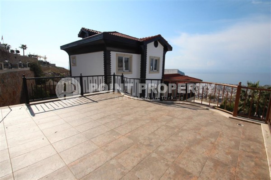 Роскошная вилла общей площадью 369 м2, с бассейном и садом в центральном районе Аланьи - Бекташ.-id-4019-фото-26