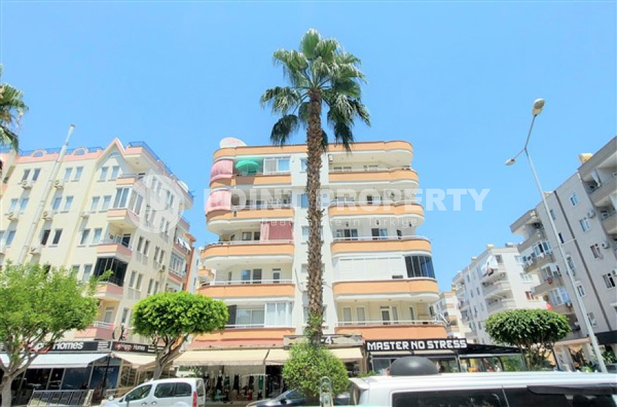 Bright 2+1 apartment with a classic interior in the center of Mahmutlar.-id-4020-photo-8
