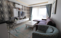 Small modern apartment on the 8th floor with panoramic views of the city and sea.-id-4021-photo-1