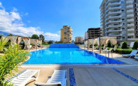 Small modern apartment on the 8th floor with panoramic views of the city and sea.-id-4021-photo-10