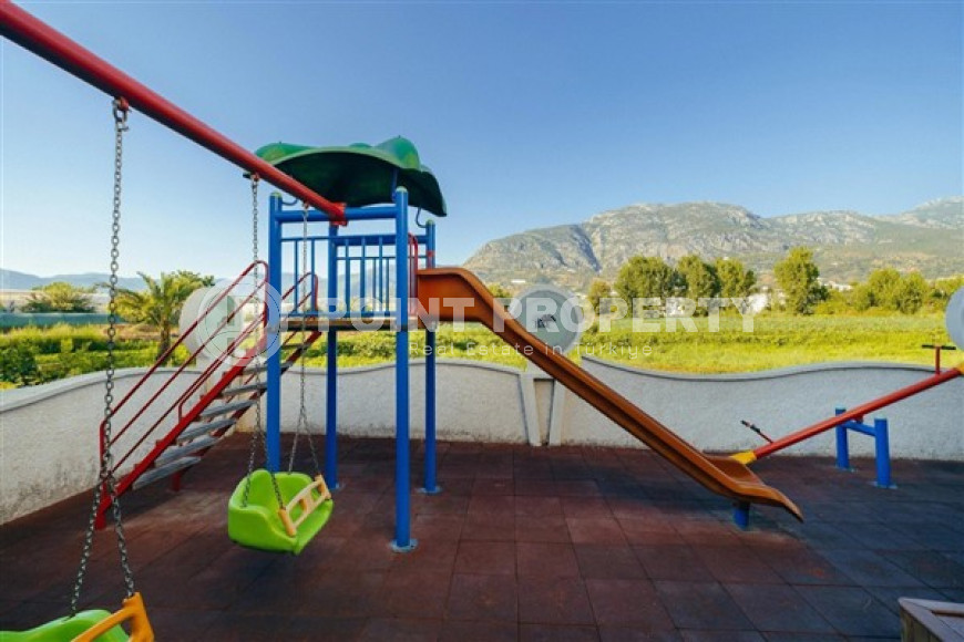 Small modern apartment on the 8th floor with panoramic views of the city and sea.-id-4021-photo-14