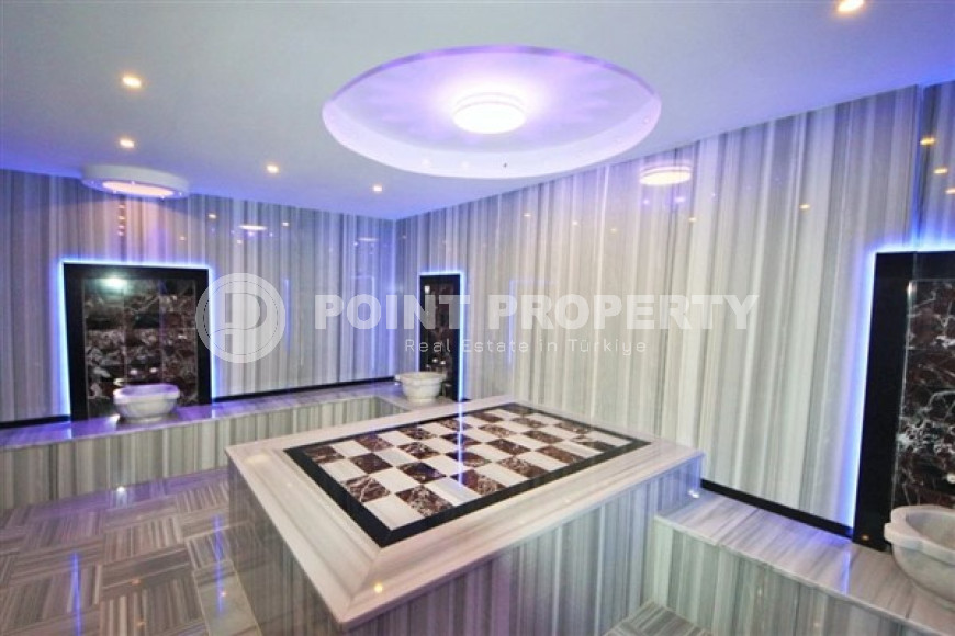 Small modern apartment on the 8th floor with panoramic views of the city and sea.-id-4021-photo-16