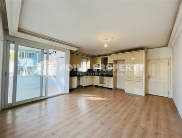 Apartment 2+1 with fine finishing, a 15-minute walk from the sea in the comfortable Oba area of Alanya.-id-4023-photo-1