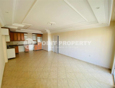 Apartment 2+1 with fine finishing 250 meters from the sea in the center of Alanya's popular Mahmutlar area.-id-4026-photo-2