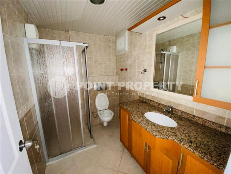 Apartment 2+1 with fine finishing 250 meters from the sea in the center of Alanya's popular Mahmutlar area.-id-4026-photo-8