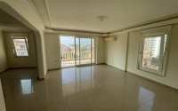 Spacious 2+1 apartment 200 meters from the beach and promenade. Suitable for obtaining a residence permit.-id-4027-photo-2