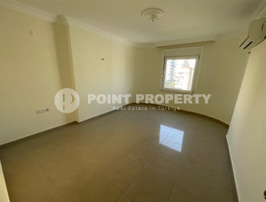 Spacious 2+1 apartment 200 meters from the beach and promenade. Suitable for obtaining a residence permit.-id-4027-photo-4