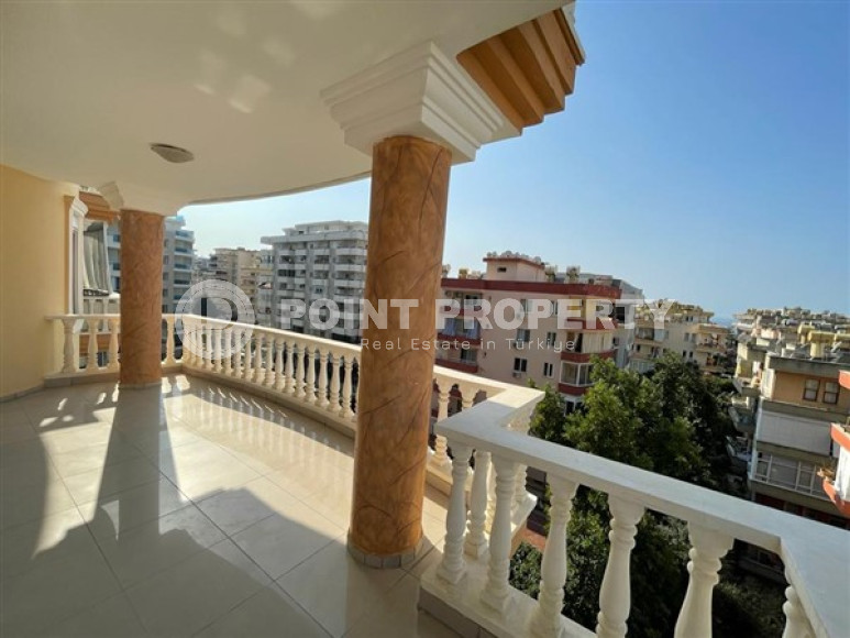Spacious 2+1 apartment 200 meters from the beach and promenade. Suitable for obtaining a residence permit.-id-4027-photo-8