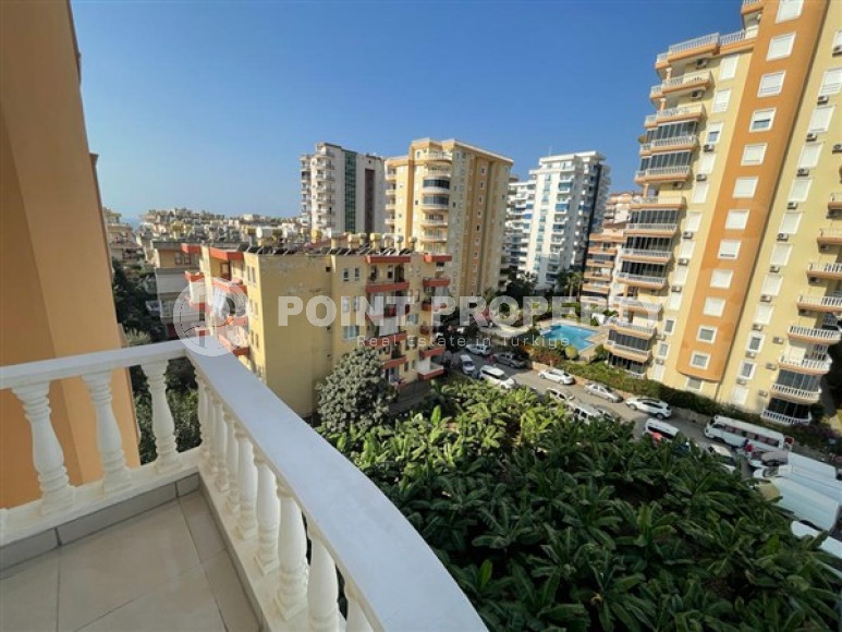 Spacious 2+1 apartment 200 meters from the beach and promenade. Suitable for obtaining a residence permit.-id-4027-photo-10