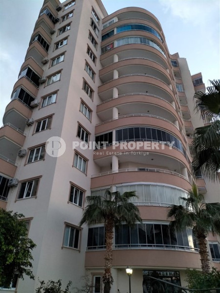 Comfortable apartment with a large area of 147 m2, Mahmutlar district-id-4028-photo-2