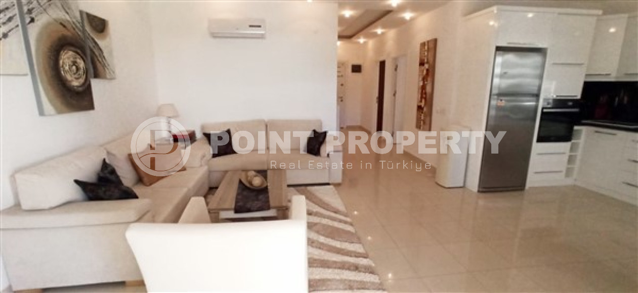 Готовая для проживания ухоженная квартира 115 м2 с двумя балконами, район Об-id-4030-фото-2