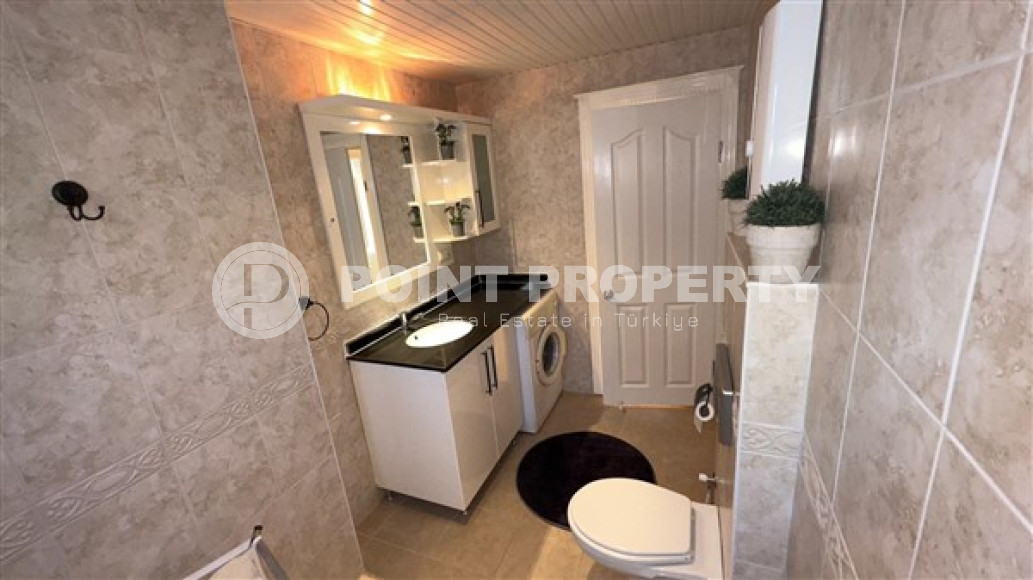 Excellent apartment with an area of 120 m2 350 meters from the sea, Tosmur-id-4032-photo-7