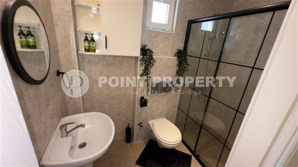 Excellent apartment with an area of 120 m2 350 meters from the sea, Tosmur-id-4032-photo-8