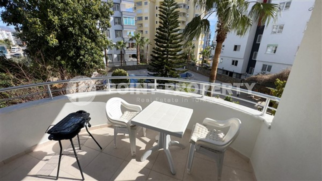 Excellent apartment with an area of 120 m2 350 meters from the sea, Tosmur-id-4032-photo-9