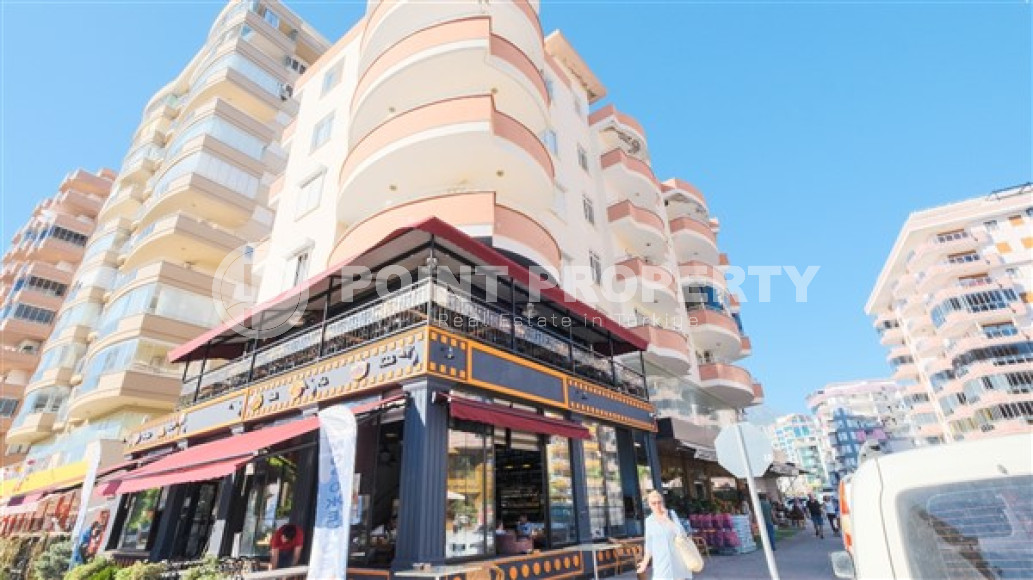 Sale of an apartment of 90 m2 with a good location 100 meters from the beaches of the Mahmutlar area-id-4033-photo-2