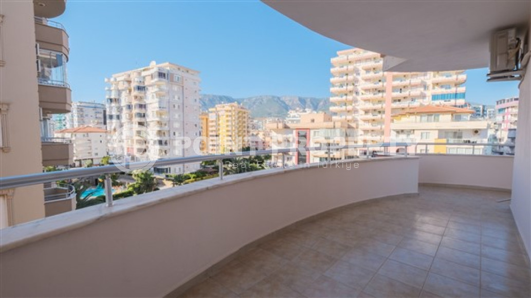 Sale of an apartment of 90 m2 with a good location 100 meters from the beaches of the Mahmutlar area-id-4033-photo-11