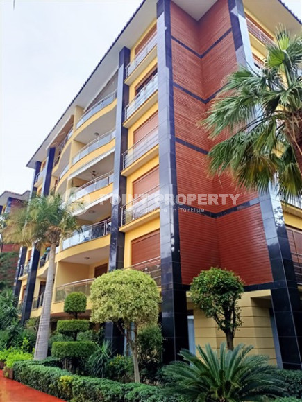 Просторная пятикомнатная квартира на самом берегу Средиземного моря, центр Аланьи-id-4038-фото-2