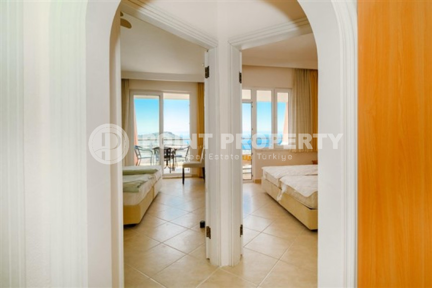 Просторный светлый дуплекс 3+1 на 2-м этаже с мансардой в престижном районе Бекташ.-id-4041-фото-4